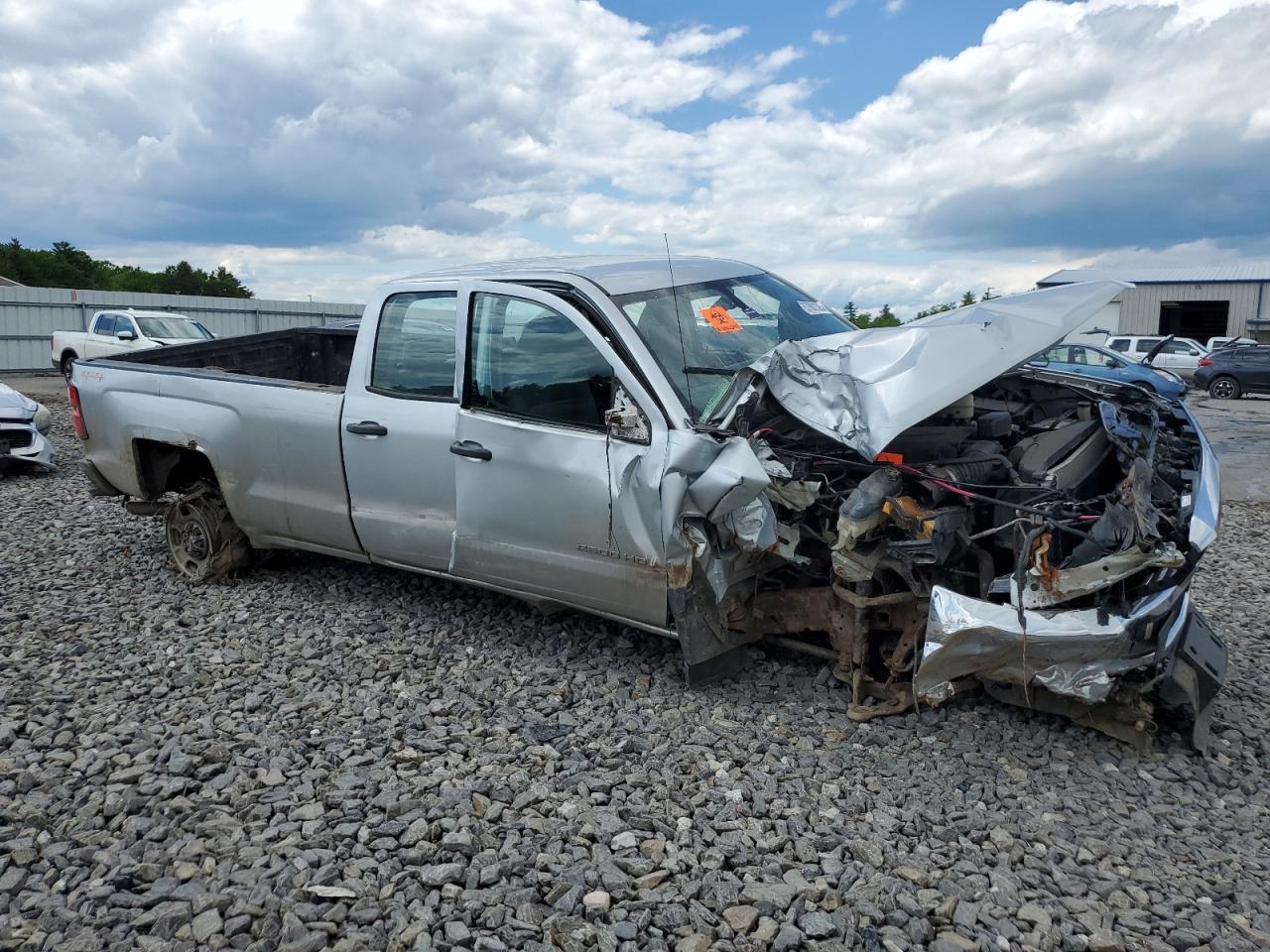 2015 Chevrolet Silverado K2500 Heavy Duty - Фото 4