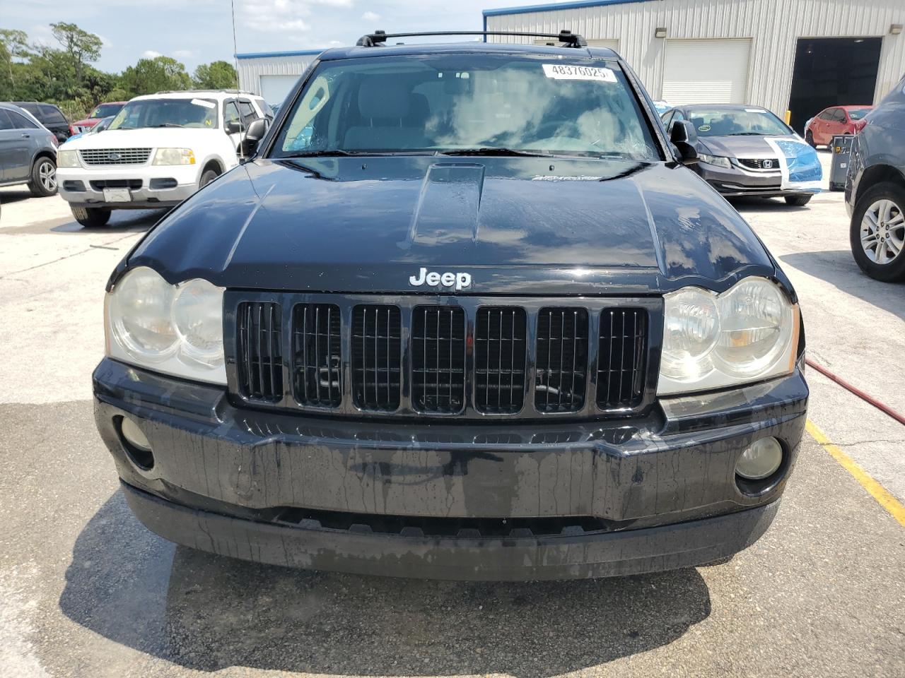 2007 Jeep Grand Cherokee Laredo - Image 5