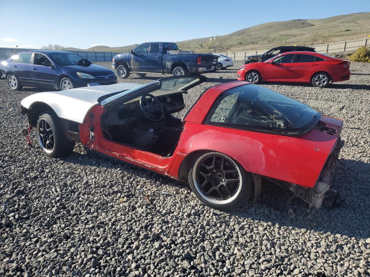 1986 Chevrolet Corvette - Фото 2