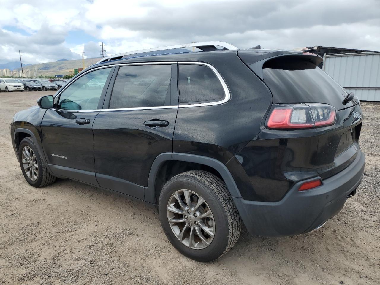 2019 Jeep Cherokee Latitude Plus - Image 2
