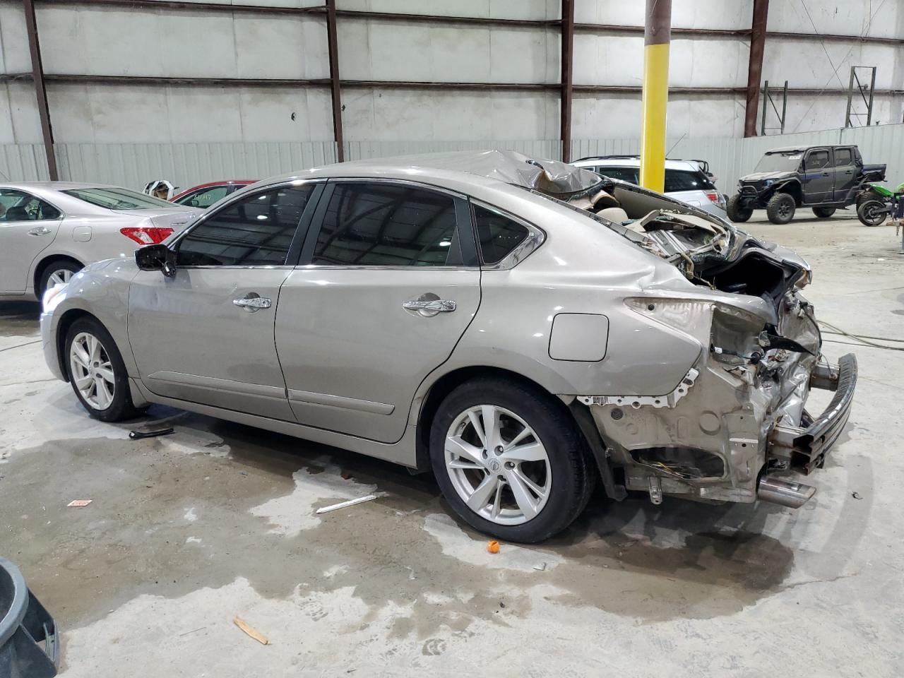 2015 Nissan Altima 2.5 - Фото 2