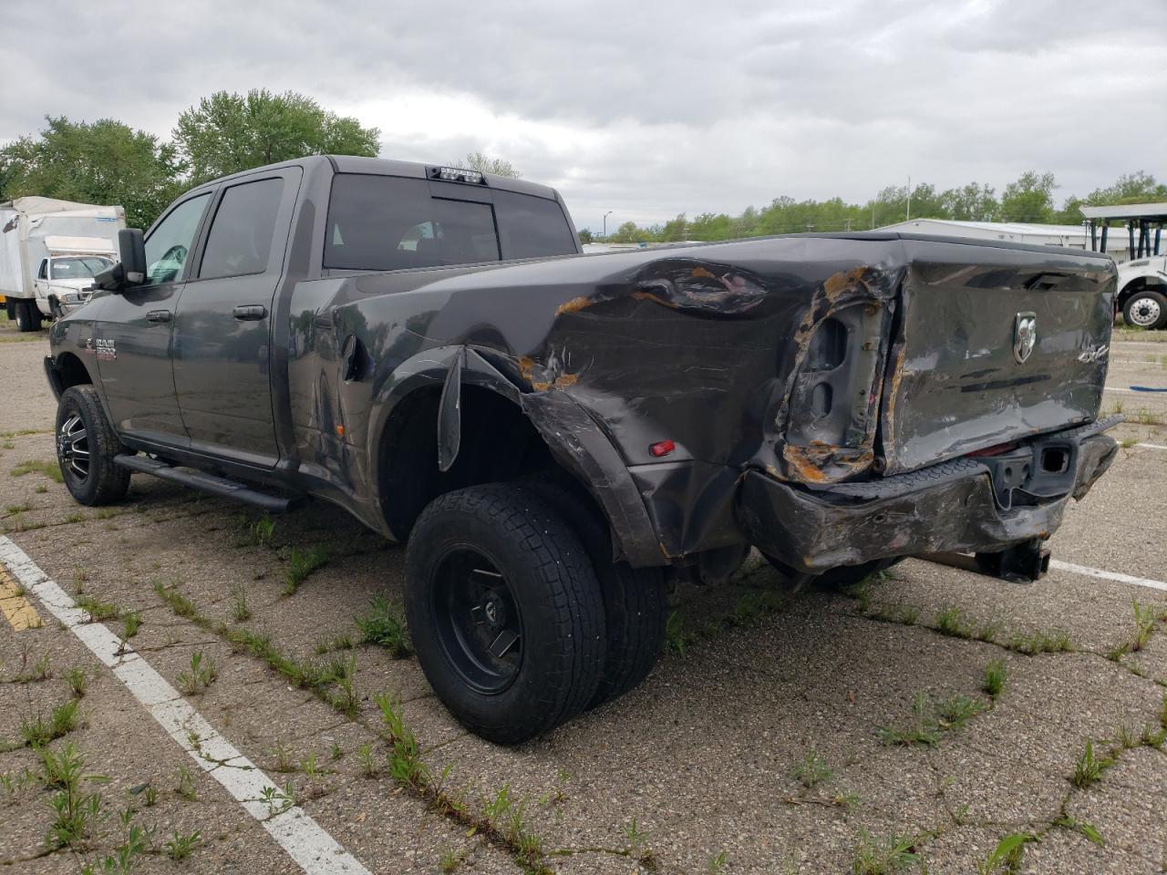 2018 Ram 3500 Slt - Фото 2