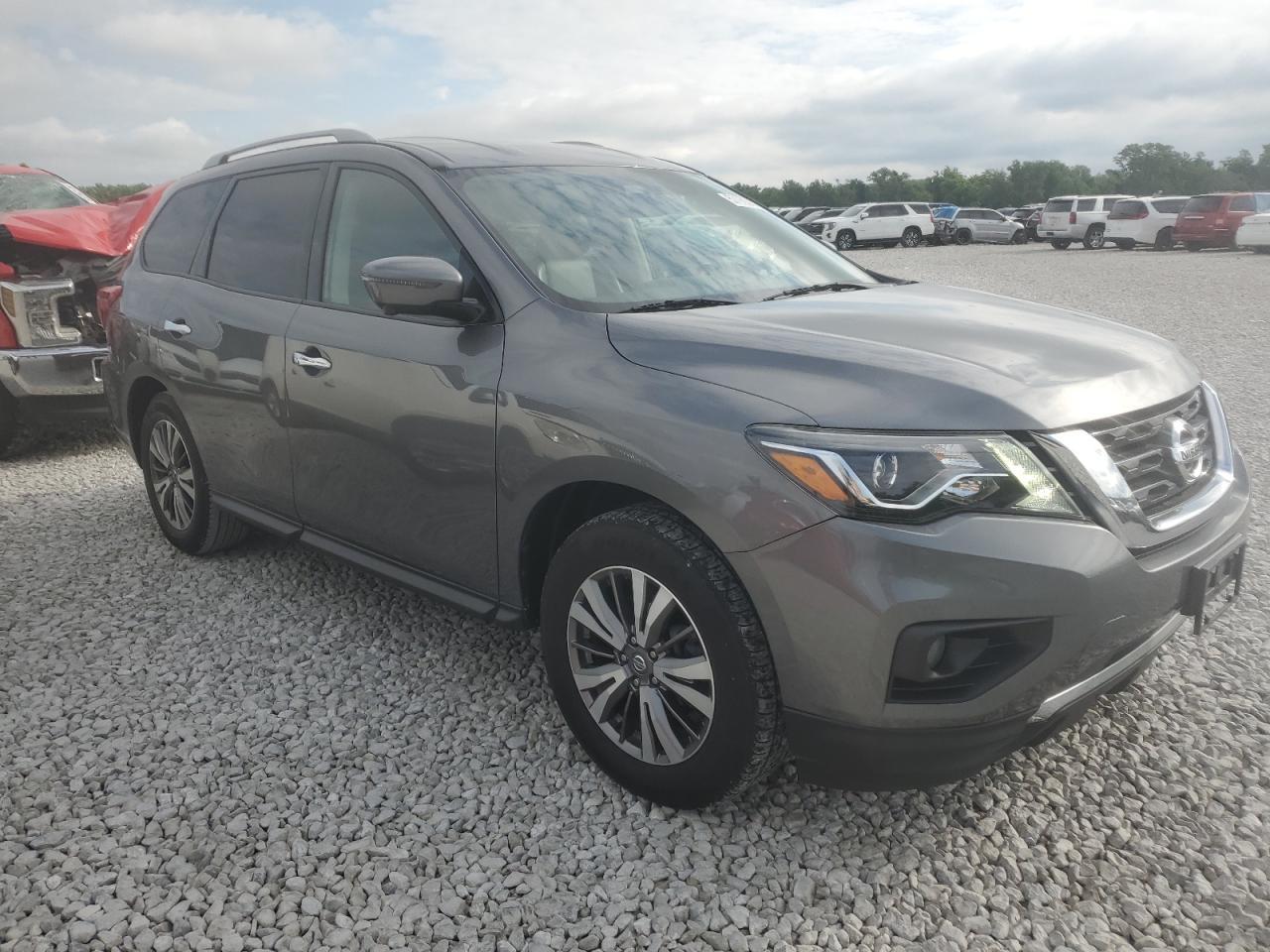 2019 Nissan Pathfinder S - Фото 4