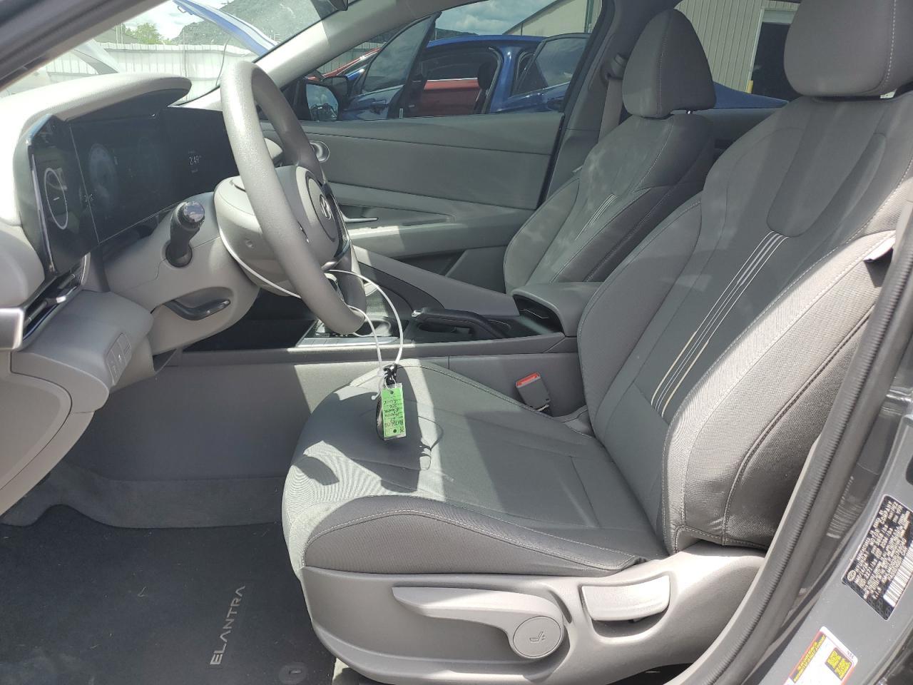 2024 Hyundai Elantra Sel - Image 7