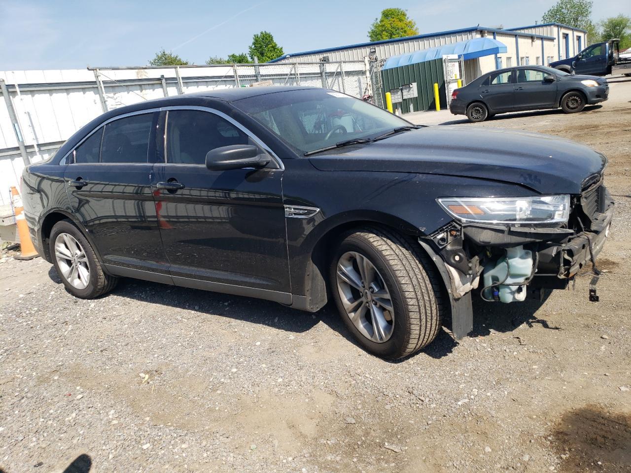 2017 Ford Taurus Se - Image 4
