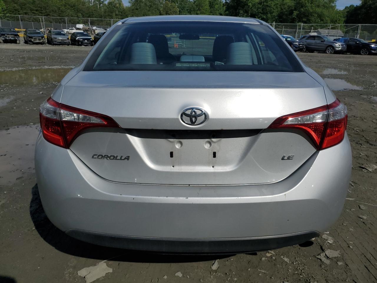 2015 Toyota Corolla L - Фото 6