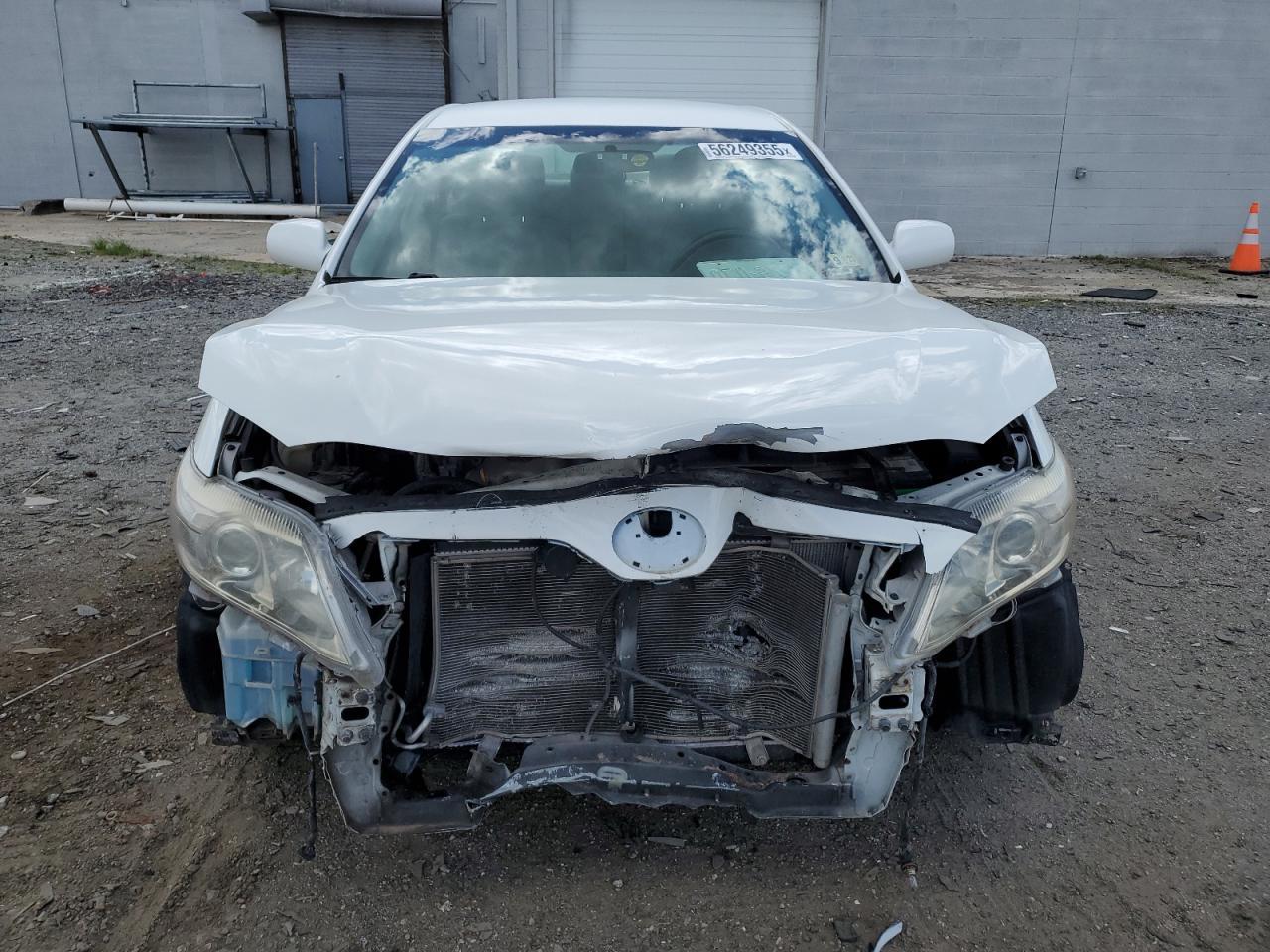 2011 Toyota Camry Se - Фото 5