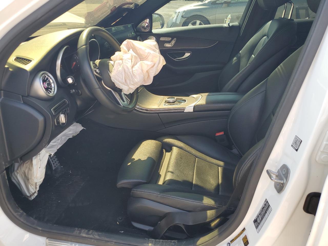 2020 Mercedes-Benz C 300 4Matic - Фото 7