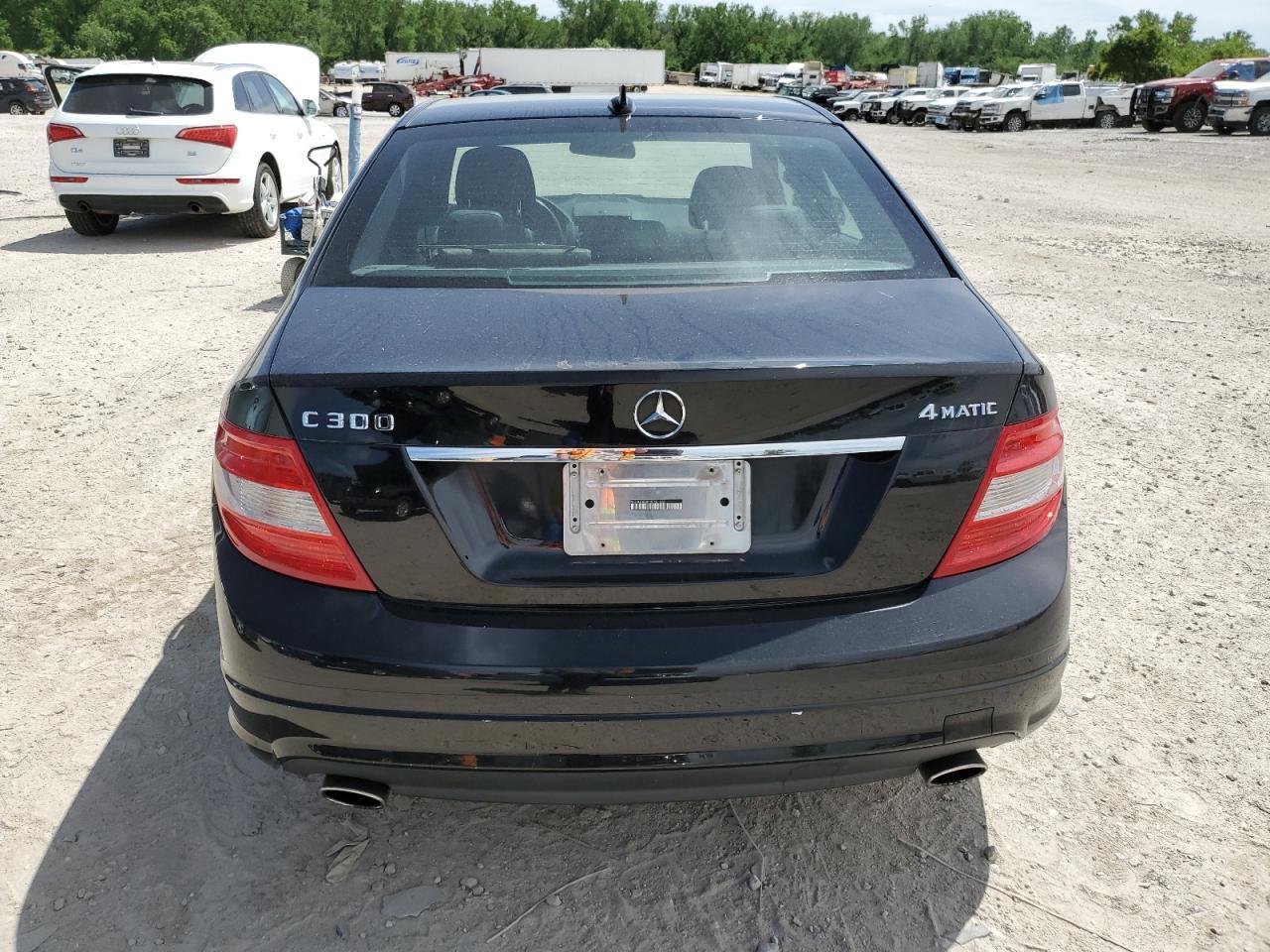 2010 Mercedes-Benz C 300 4Matic - Image 6