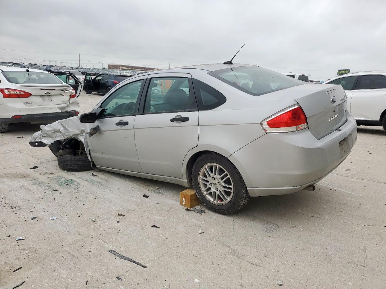 2009 Ford Focus Se - Фото 2