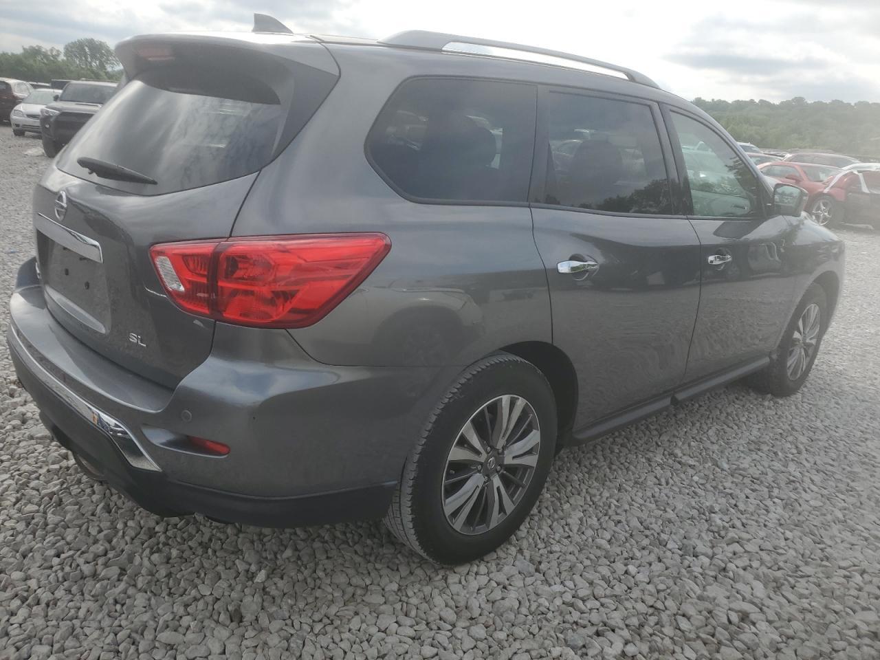 2019 Nissan Pathfinder S - Фото 3