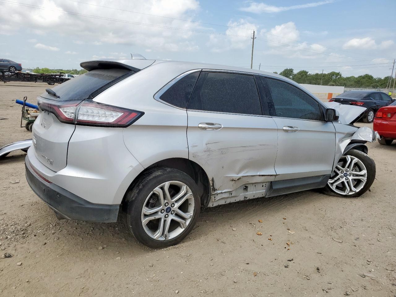 2017 Ford Edge Titanium - Image 3