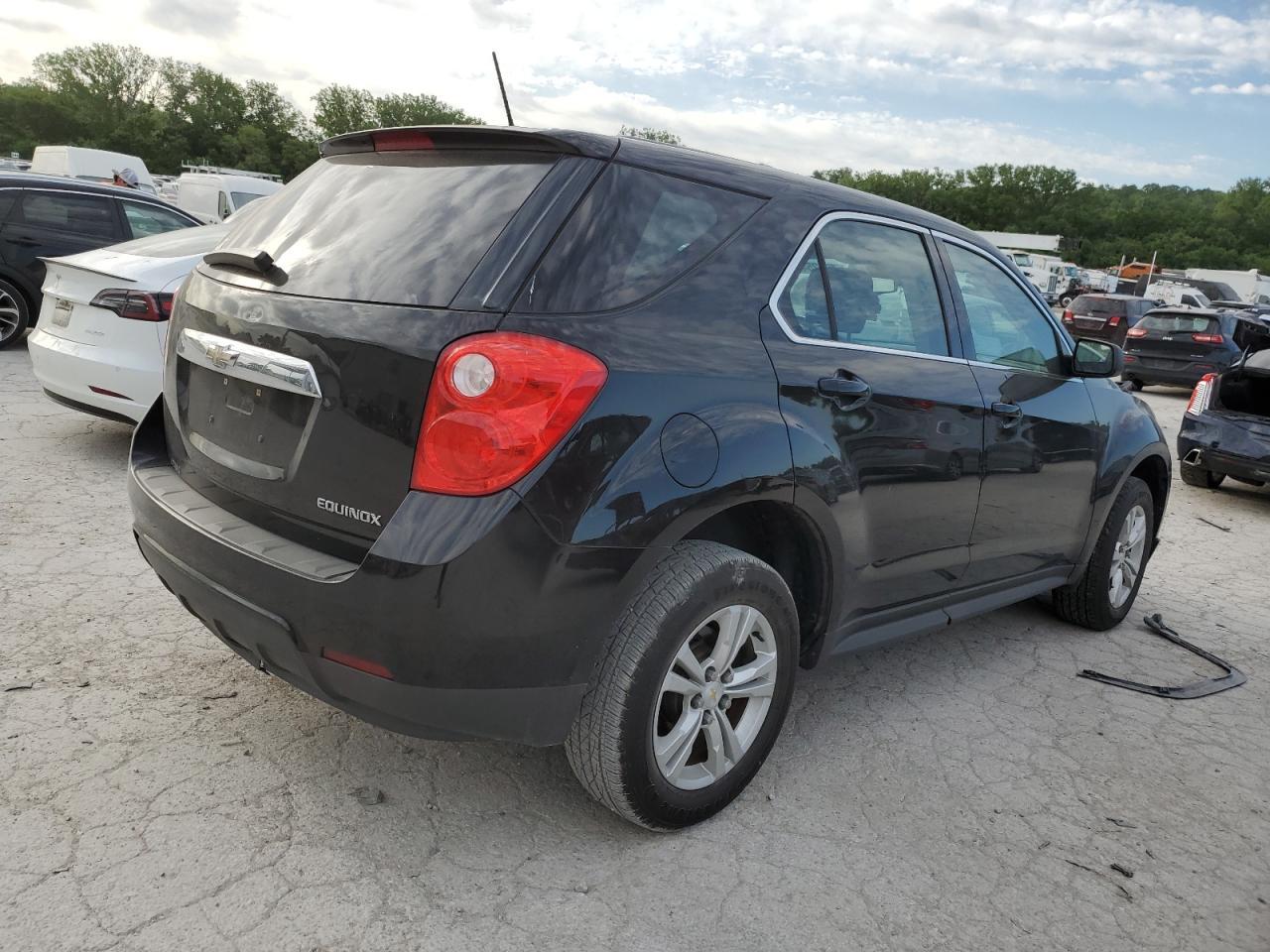 2015 Chevrolet Equinox Ls - Фото 3