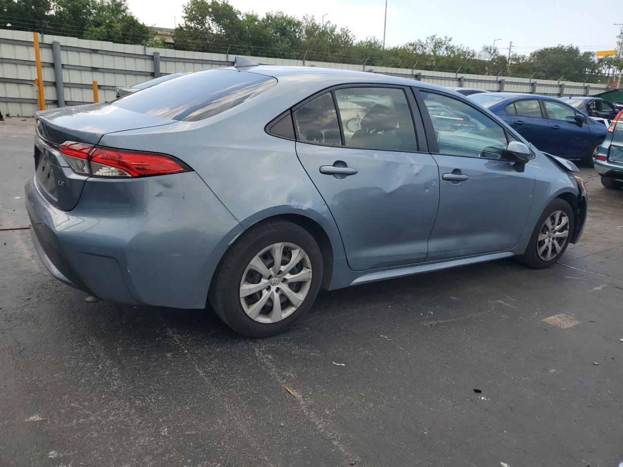 2020 Toyota Corolla Le - Image 3