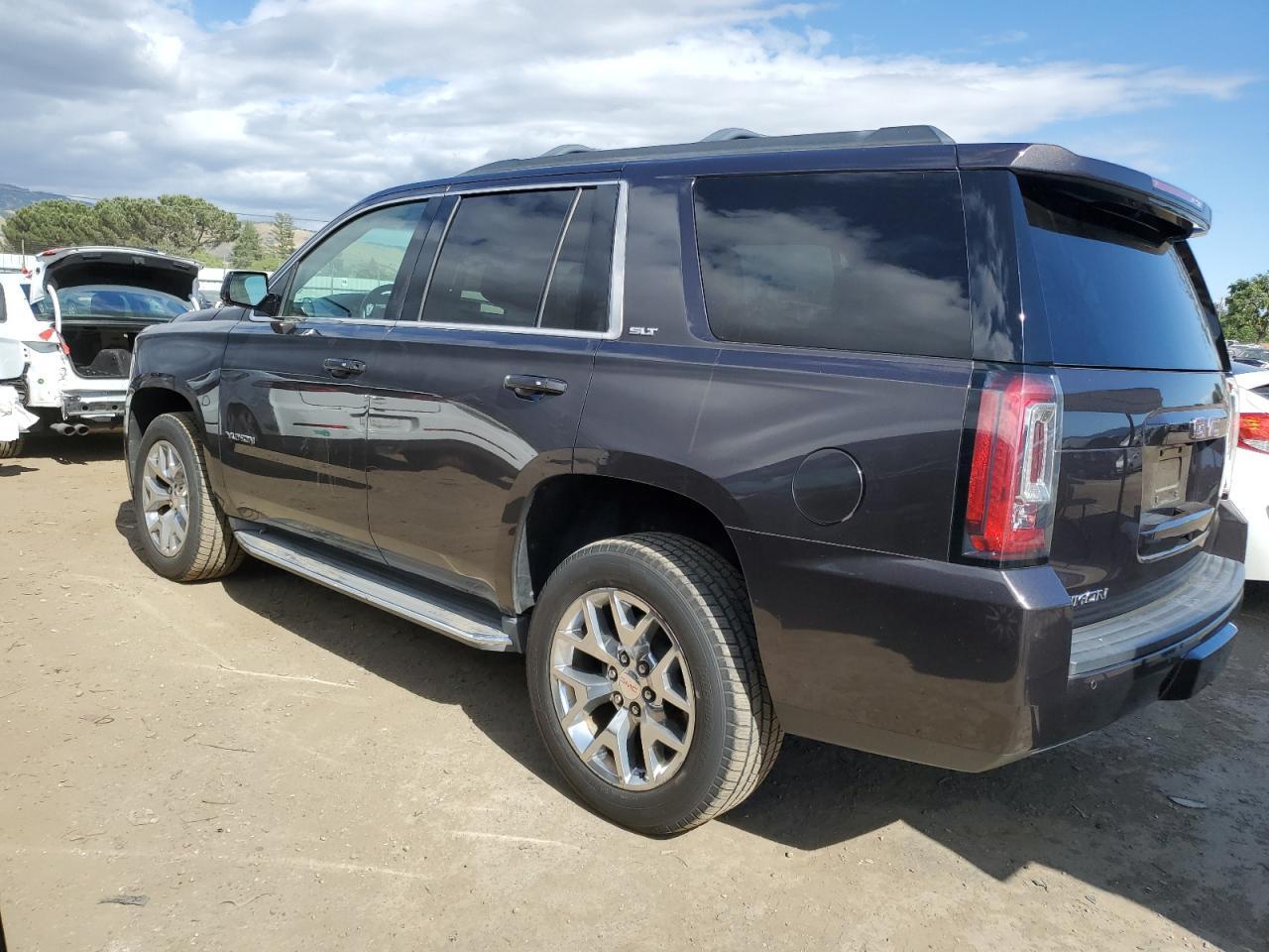 2015 GMC Yukon Slt - Фото 2