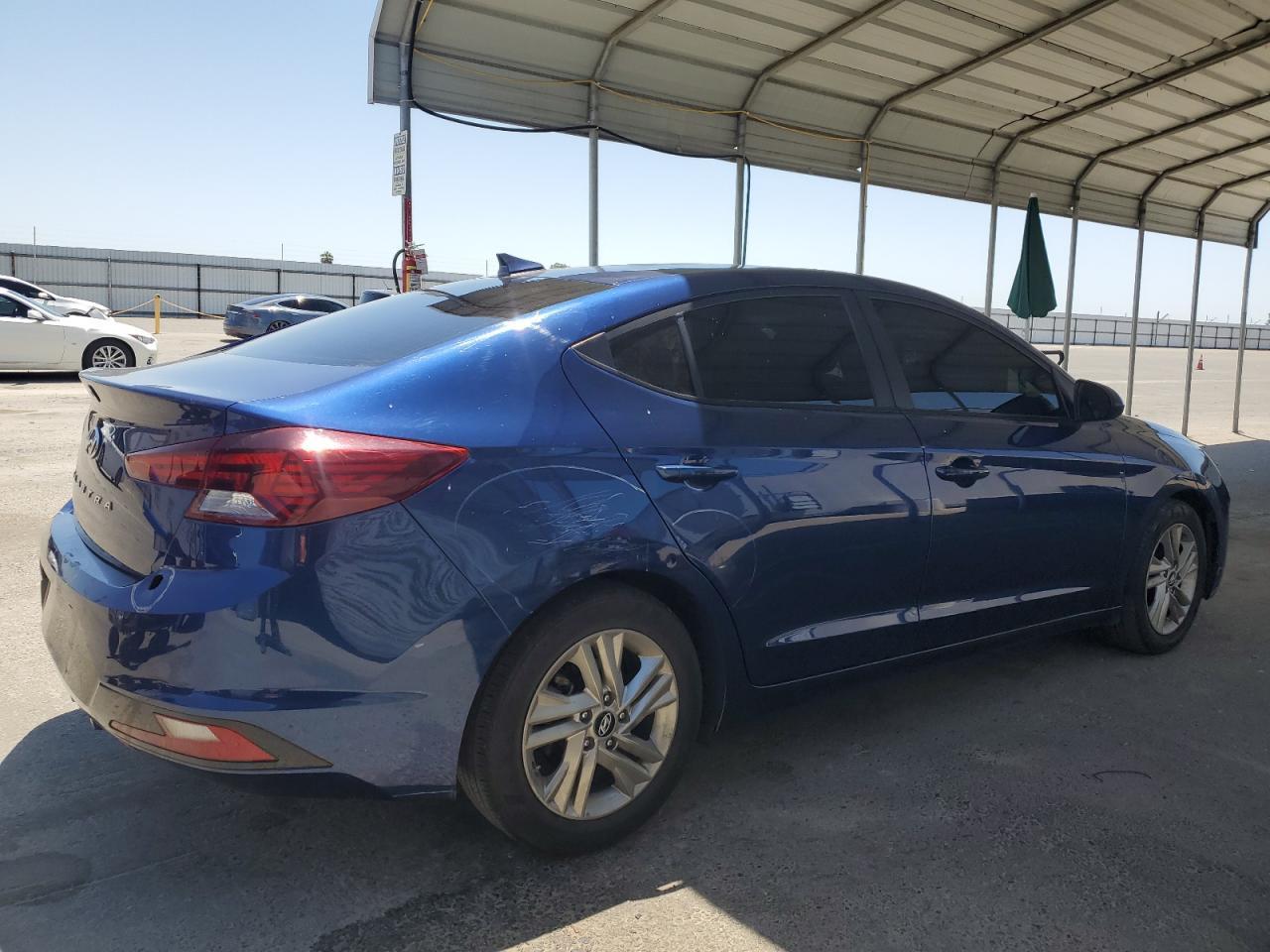 2019 Hyundai Elantra Sel - Image 3