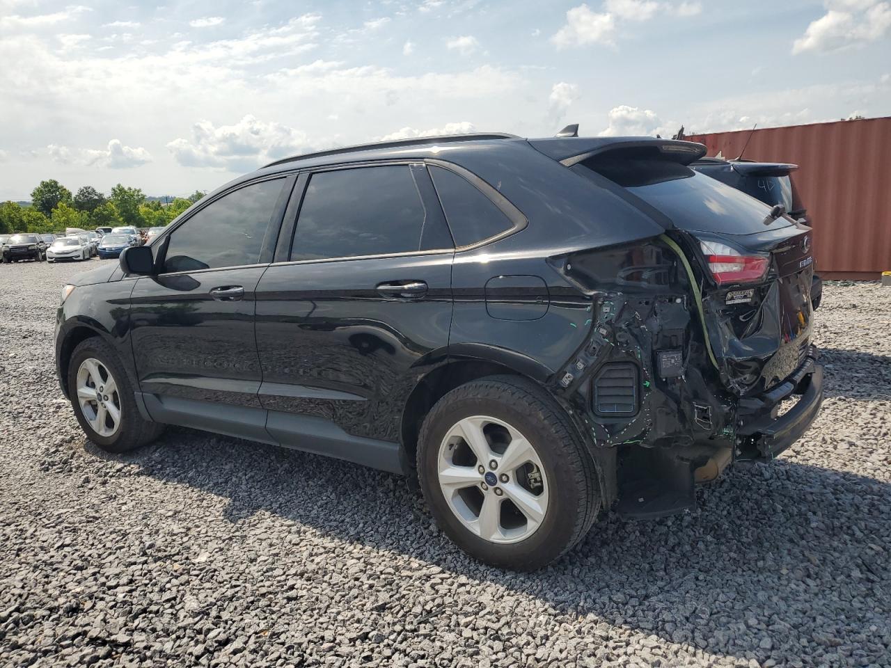 2021 Ford Edge Se - Фото 2
