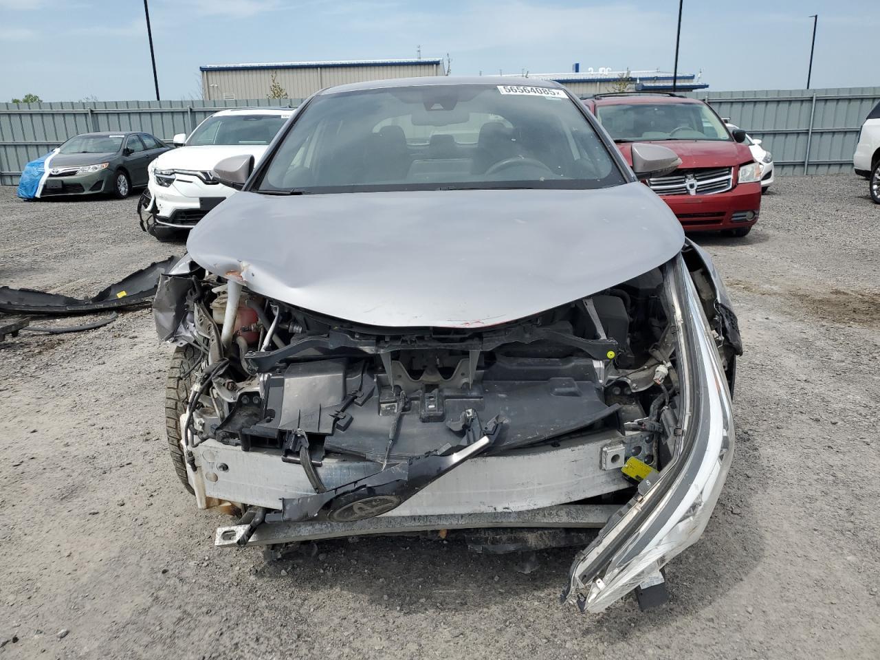 2019 Toyota C-Hr Xle - Image 5