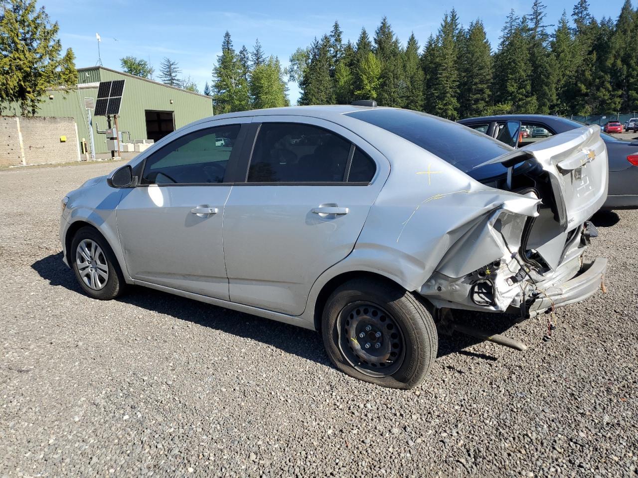2018 Chevrolet Sonic Ls - Фото 2