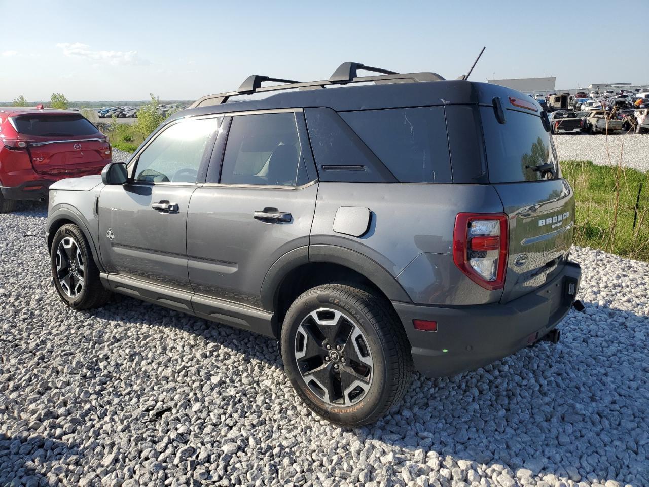 2021 Ford Bronco Sport Outer Banks - Фото 2