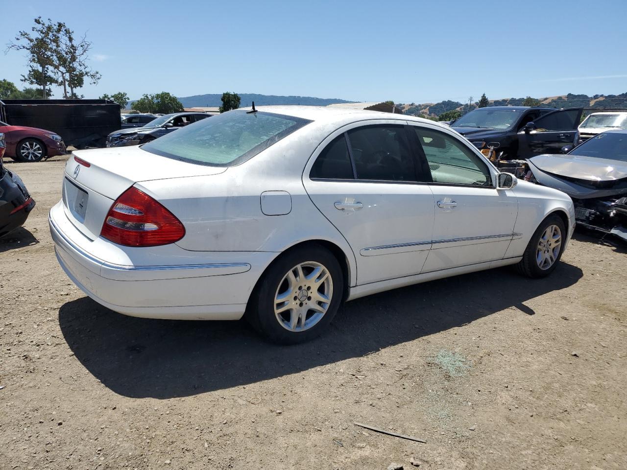2003 Mercedes-Benz E320 - Фото 3