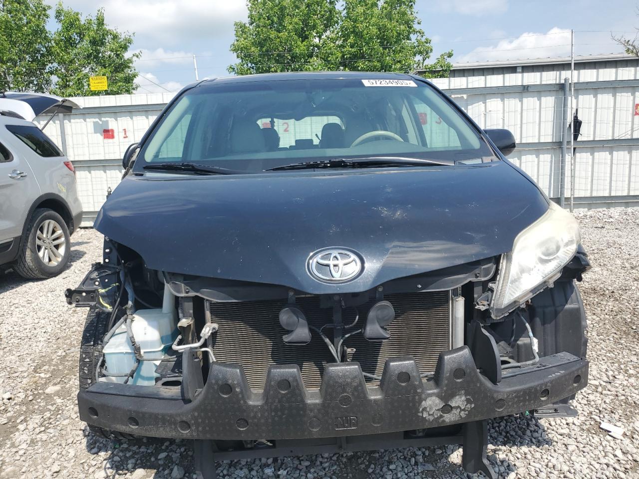 2013 Toyota Sienna Xle - Фото 5