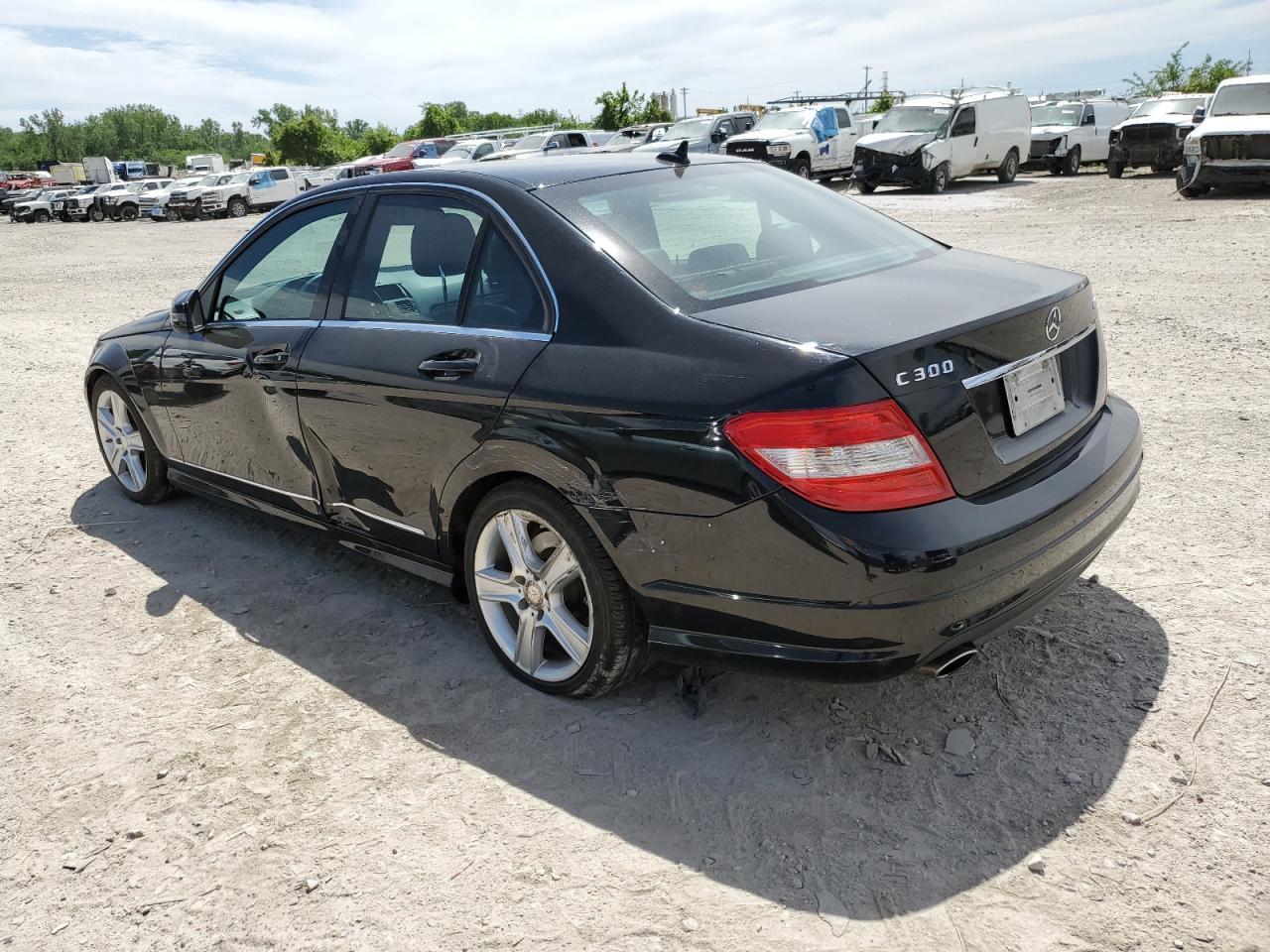 2010 Mercedes-Benz C 300 4Matic - Image 2