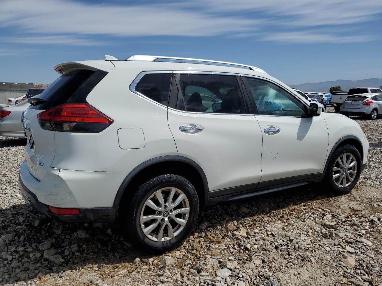 2017 Nissan Rogue S - Image 3