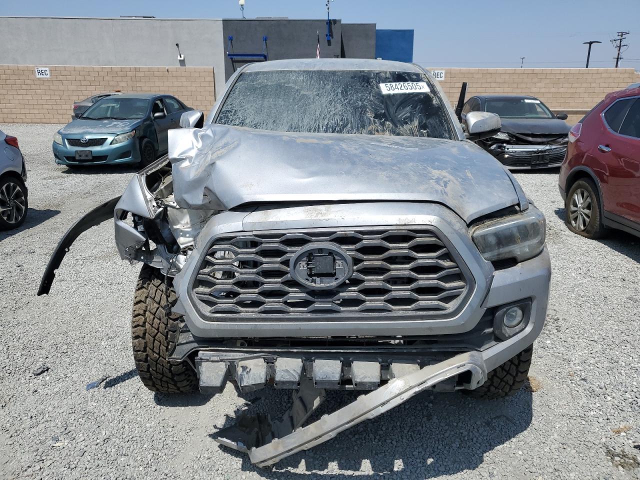 2020 Toyota Tacoma Double Cab - Фото 5