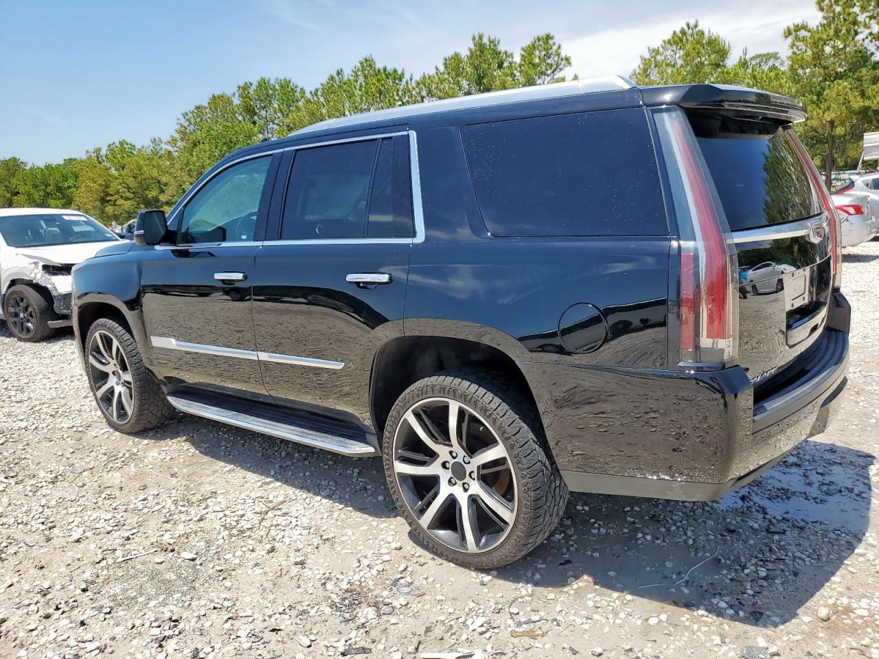 2019 Cadillac Escalade - Фото 2