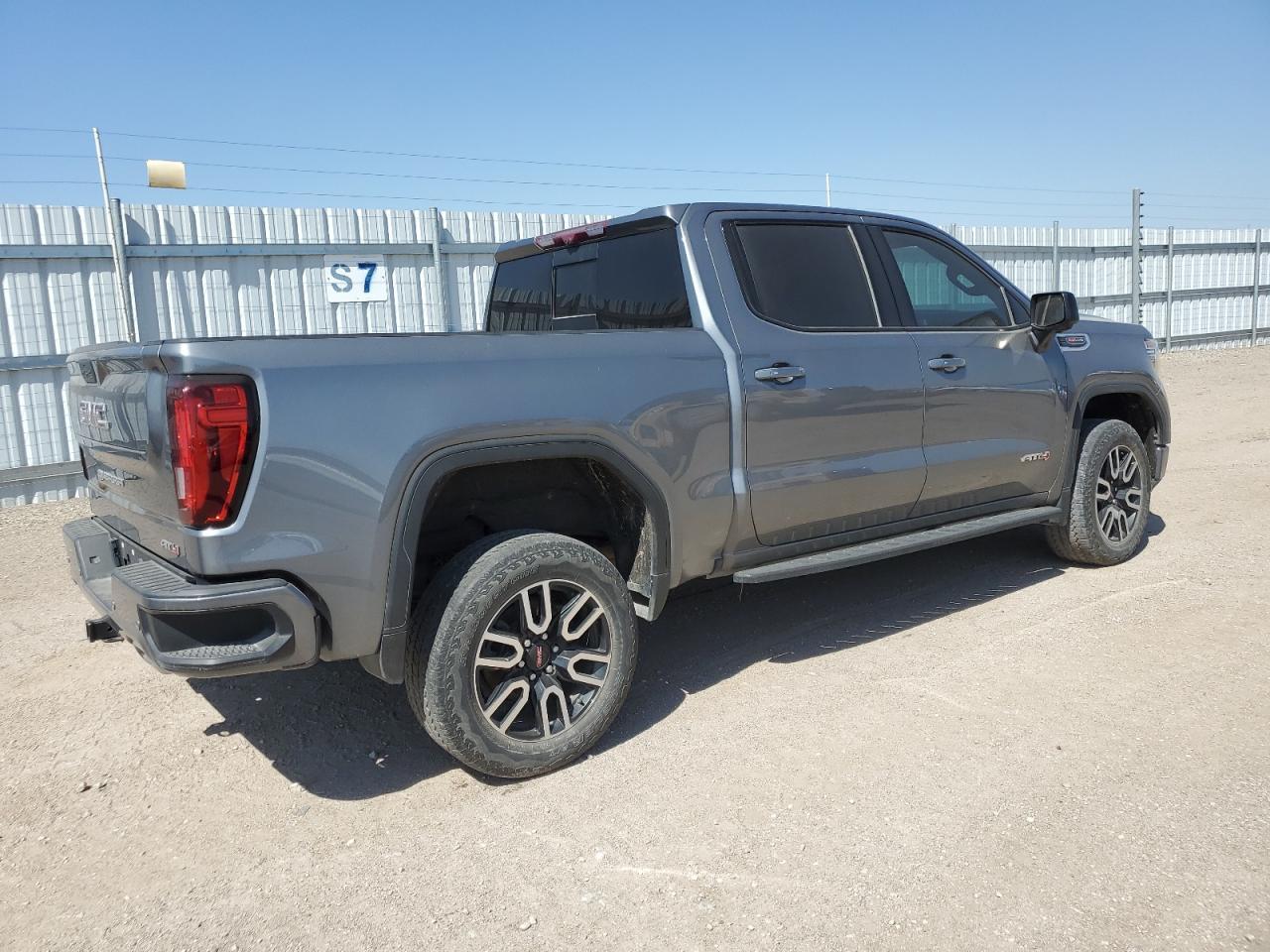 2021 GMC Sierra K15 - Image 3