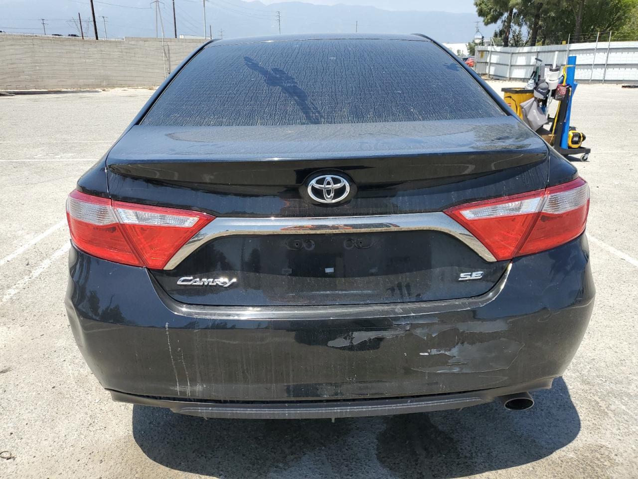 2015 Toyota Camry Le - Фото 6