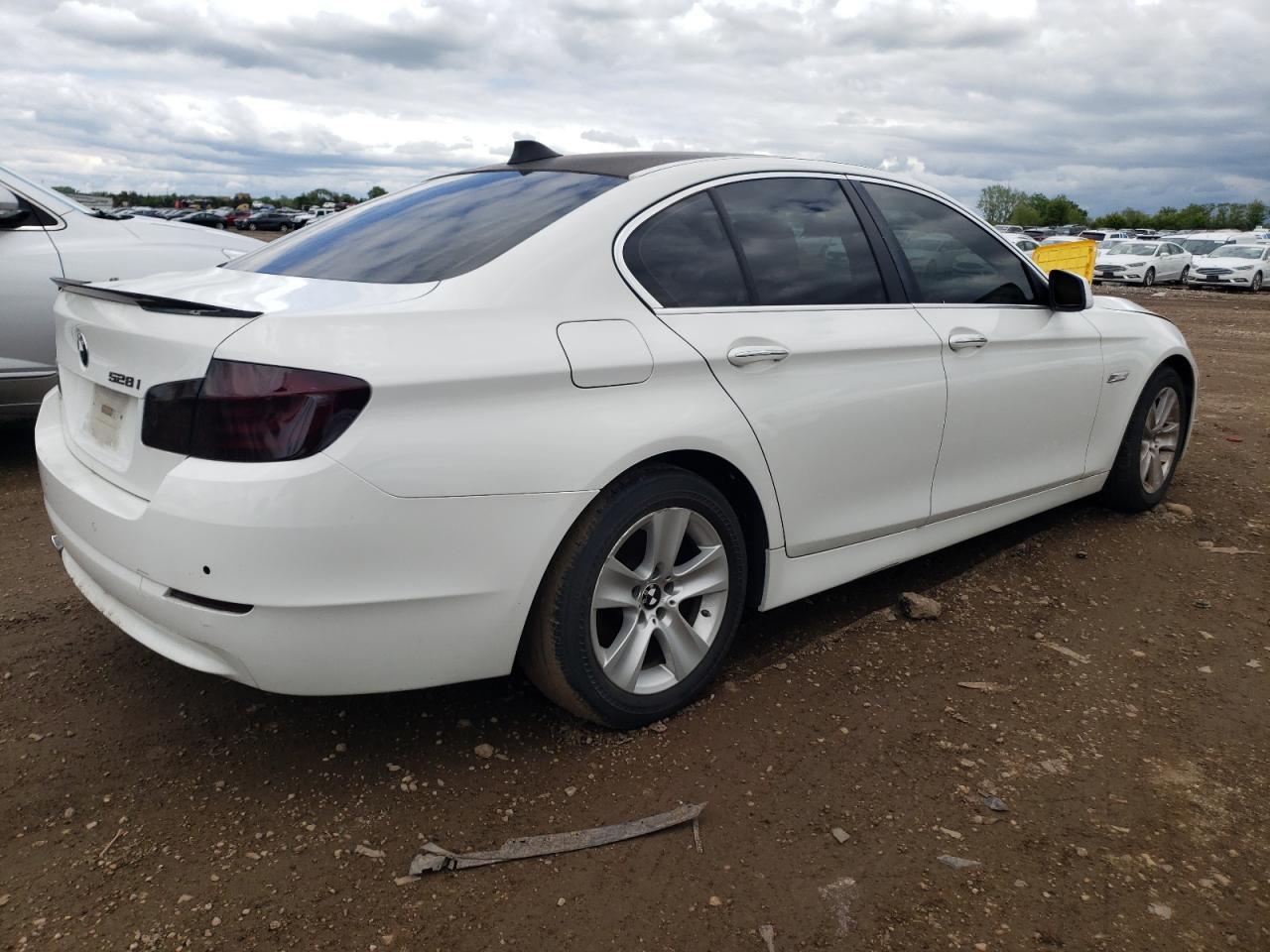 2012 BMW 528 I - Image 3