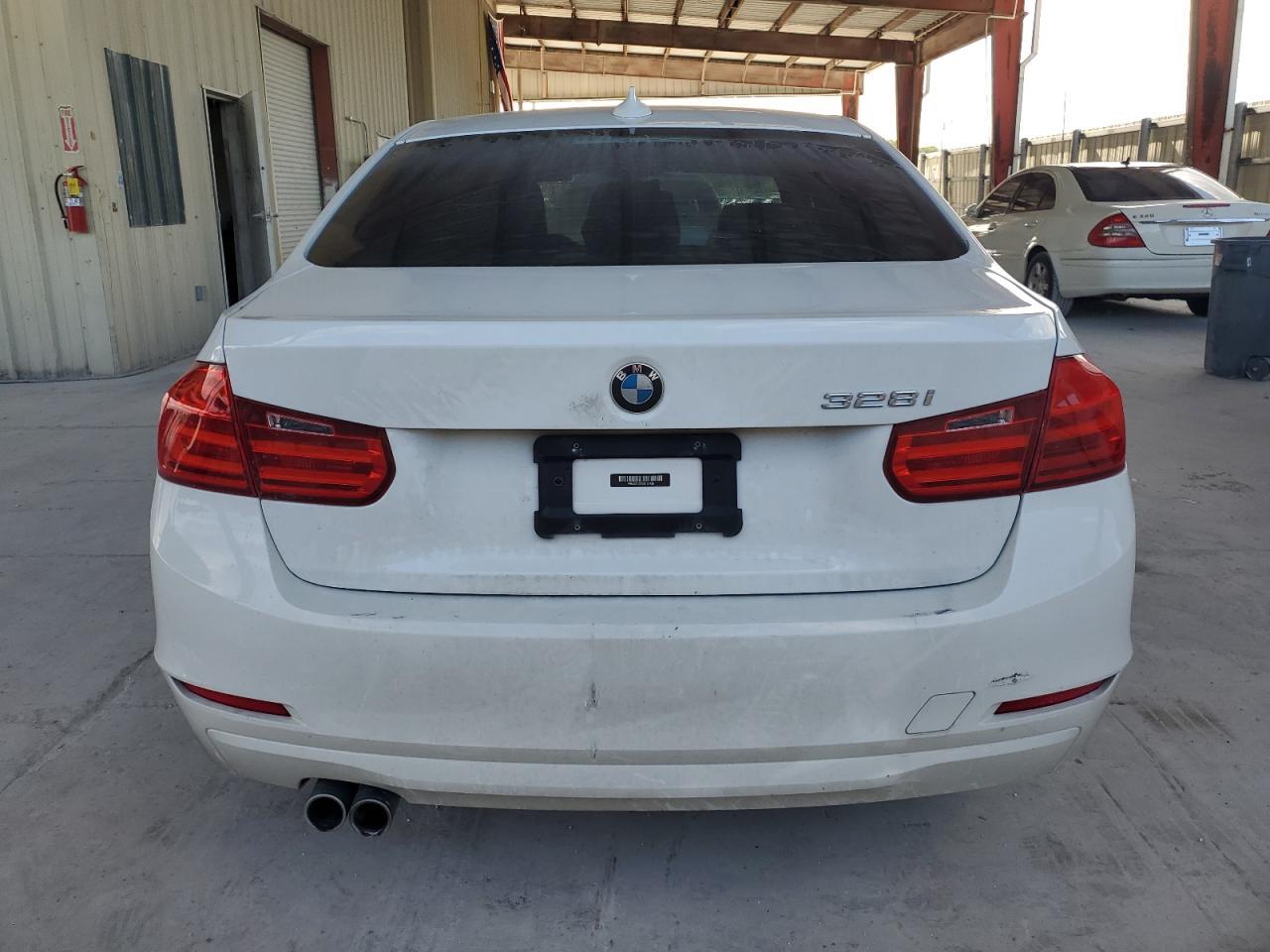 2014 BMW 328 I Sulev - Image 6