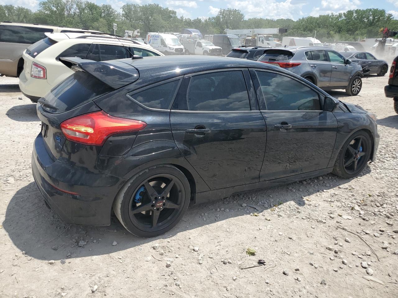 2016 Ford Focus Rs - Фото 3