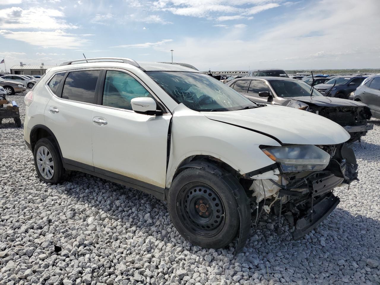 2015 Nissan Rogue S - Image 4