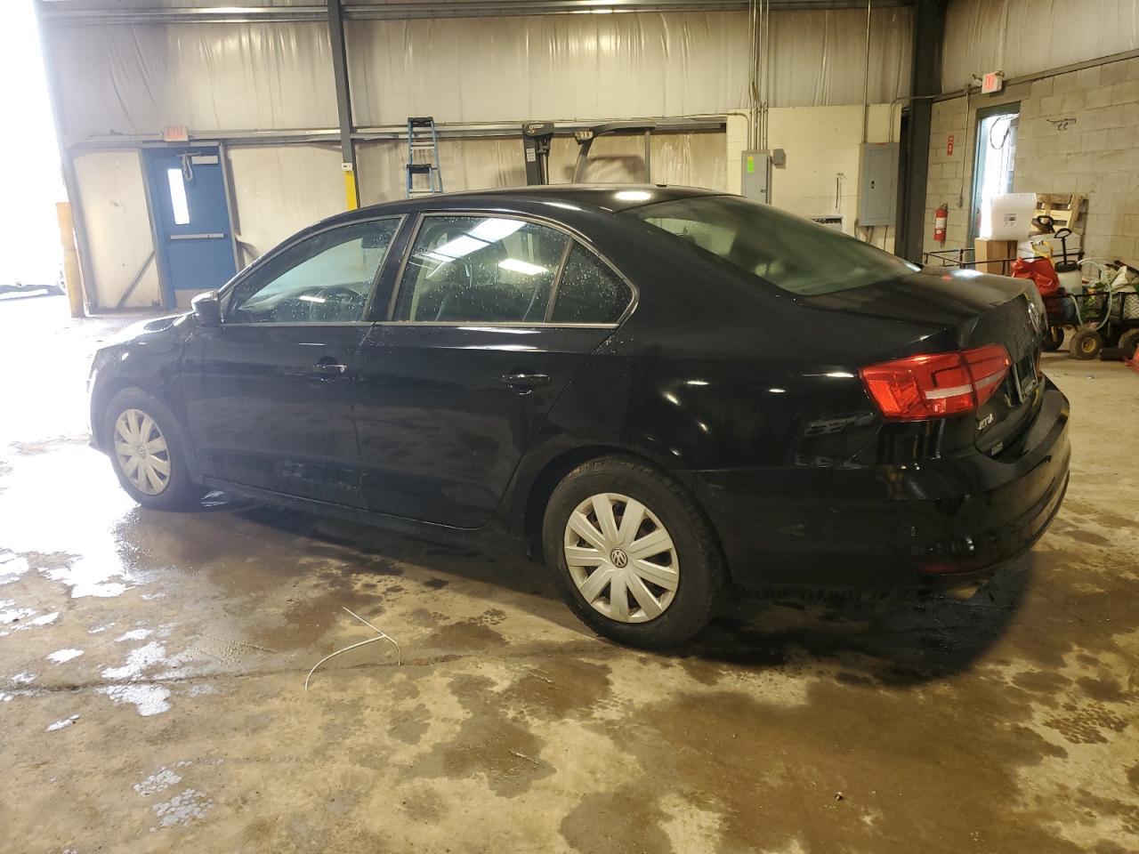 2015 Volkswagen Jetta Base - Фото 2