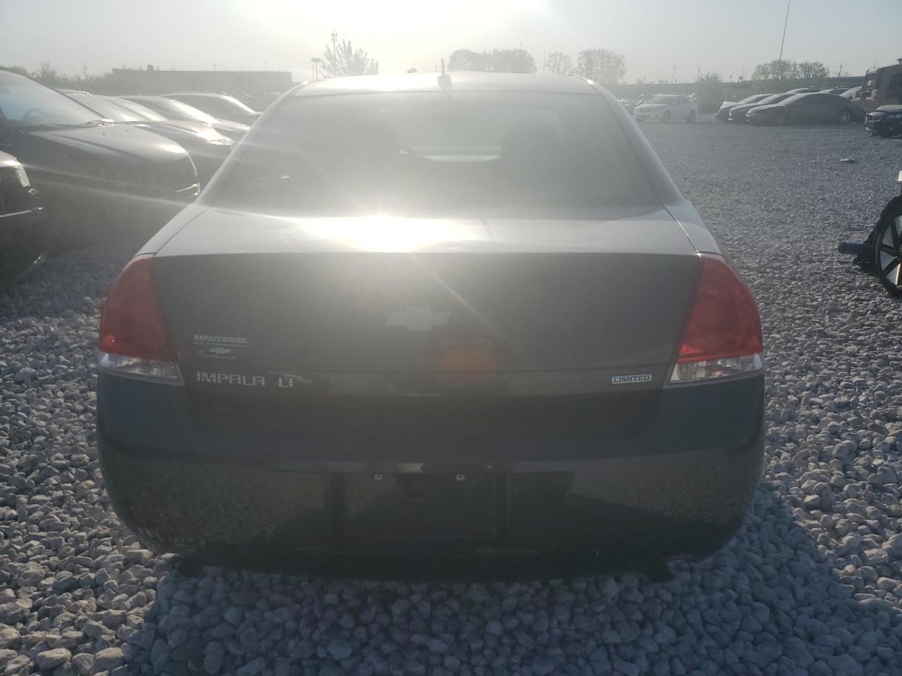 2016 Chevrolet Impala Limited Lt - Image 6