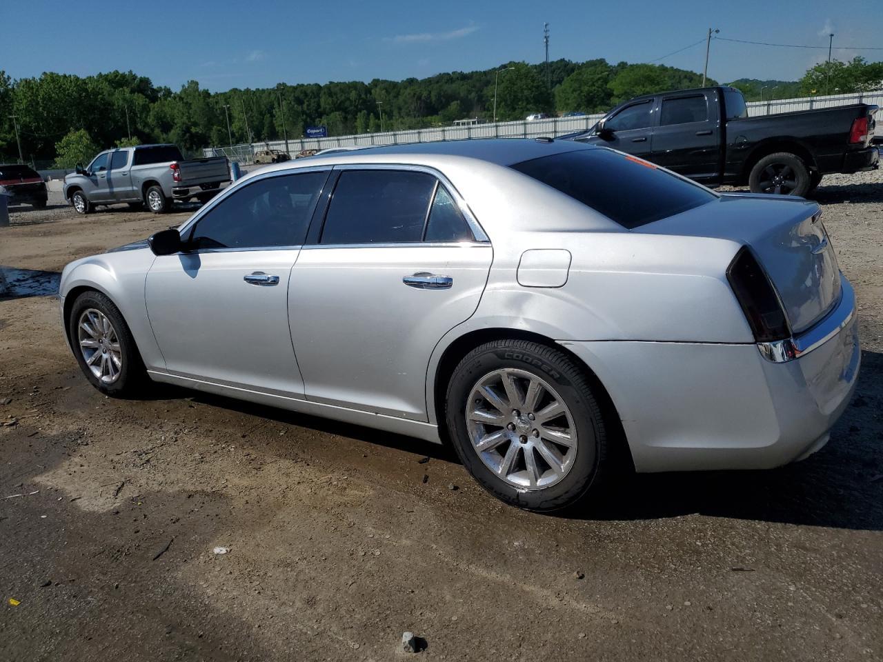 2012 Chrysler 300 Limited - Image 2