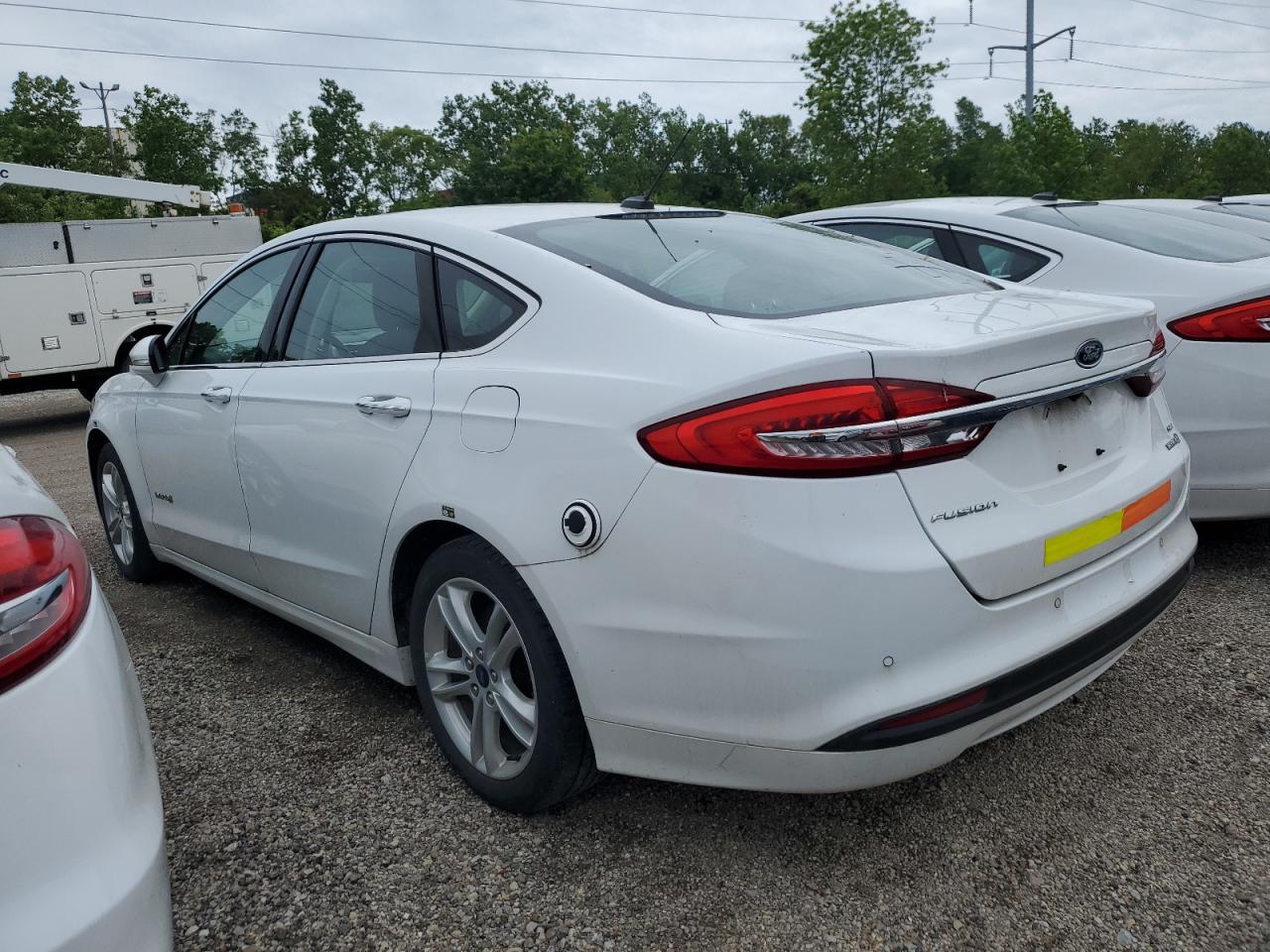 2018 Ford Fusion Se Hybrid - Image 2