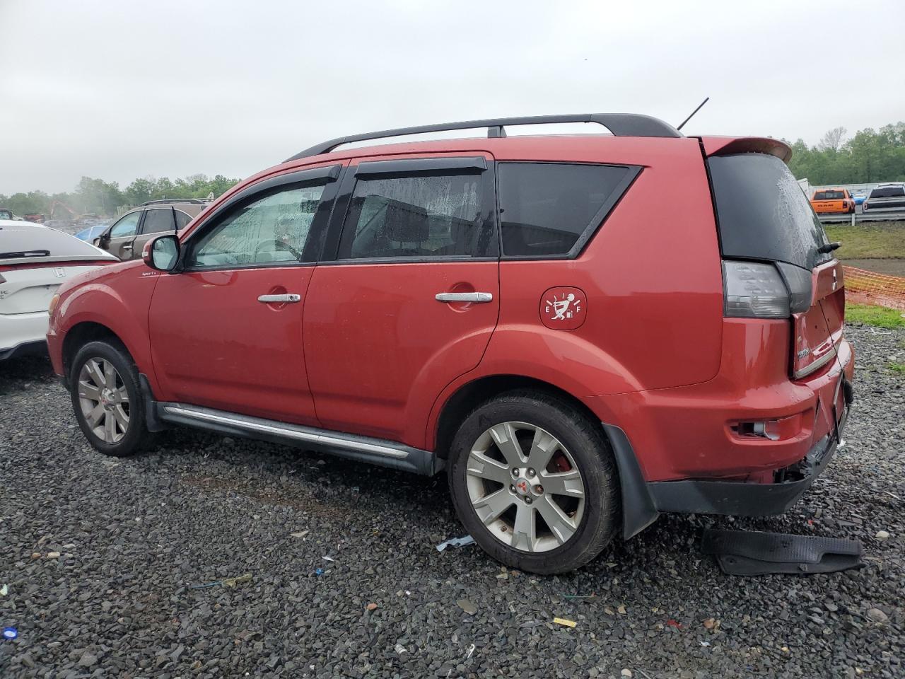 2011 Mitsubishi Outlander Se - Фото 2