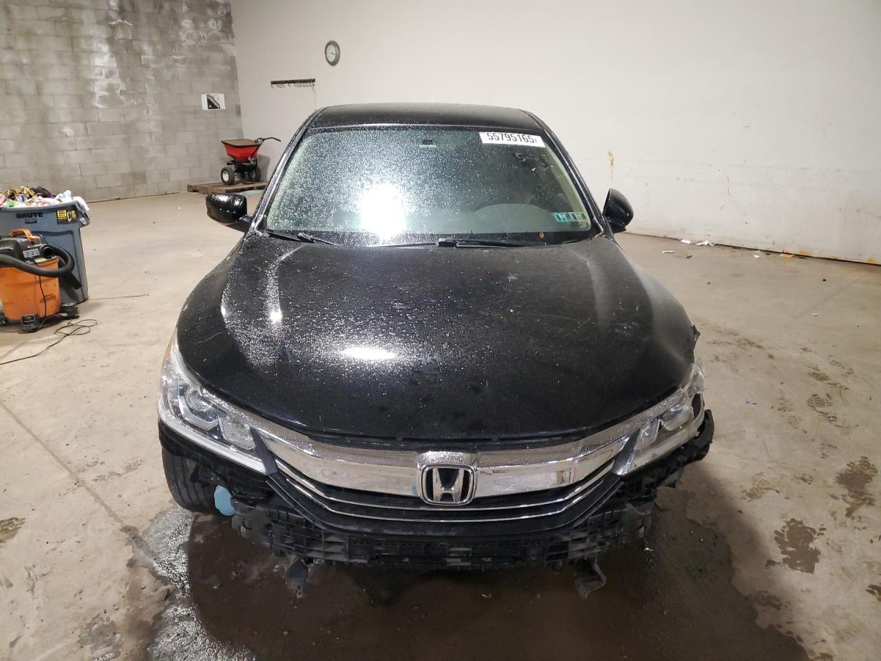 2017 Honda Accord Lx - Фото 5