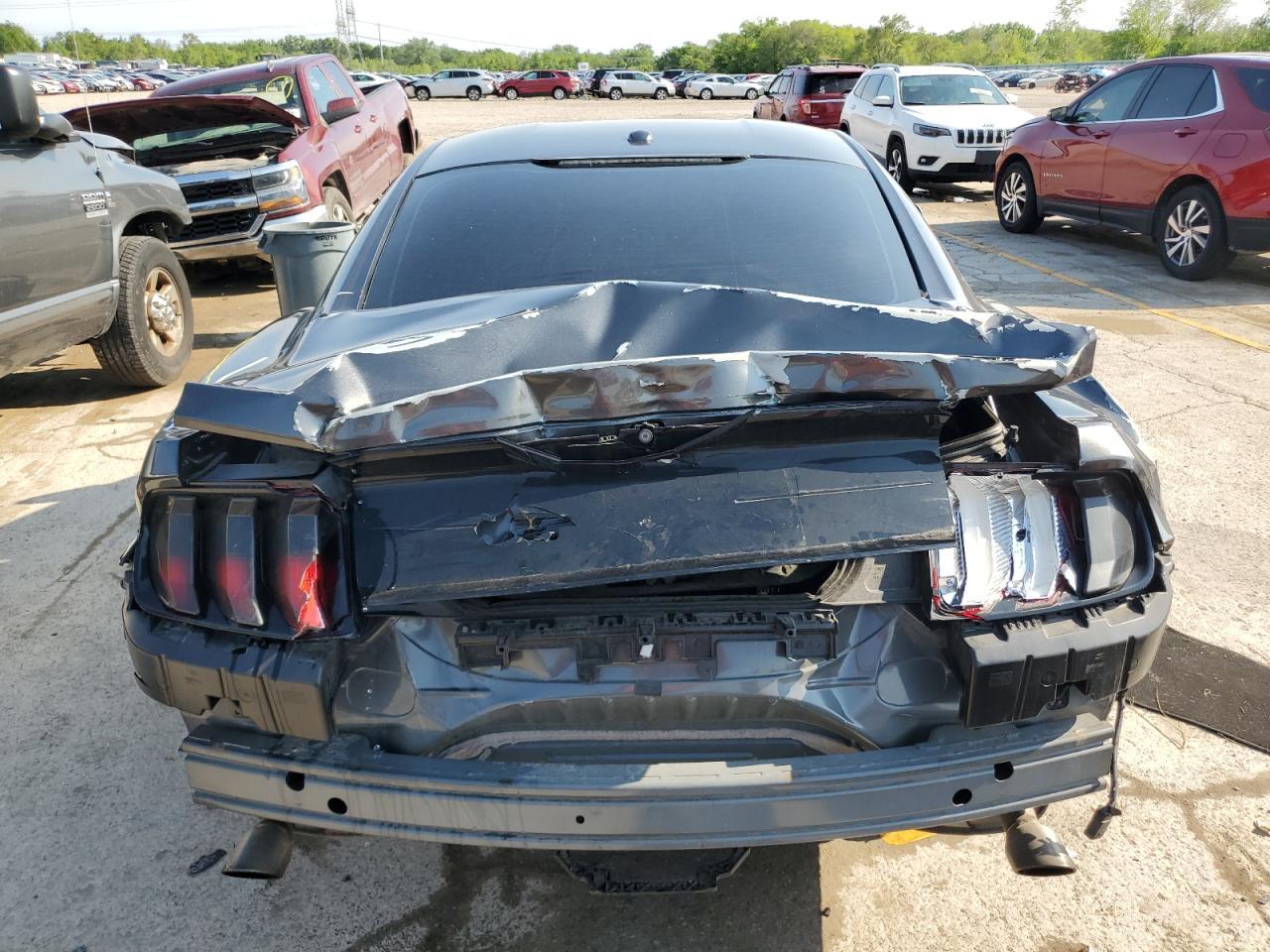 2019 Ford Mustang - Фото 6