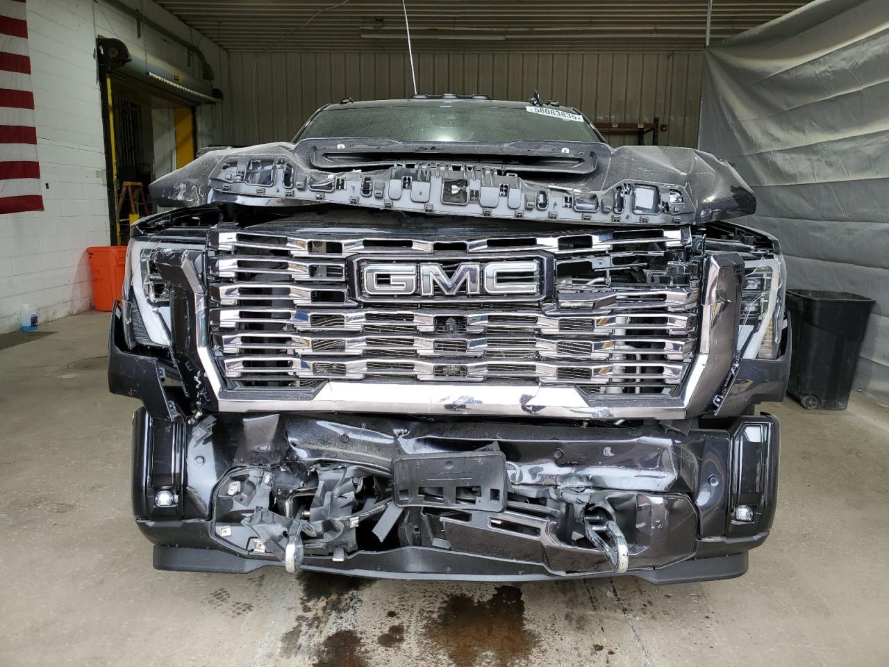 2024 GMC Sierra K2500 Denali Ultimate - Фото 5