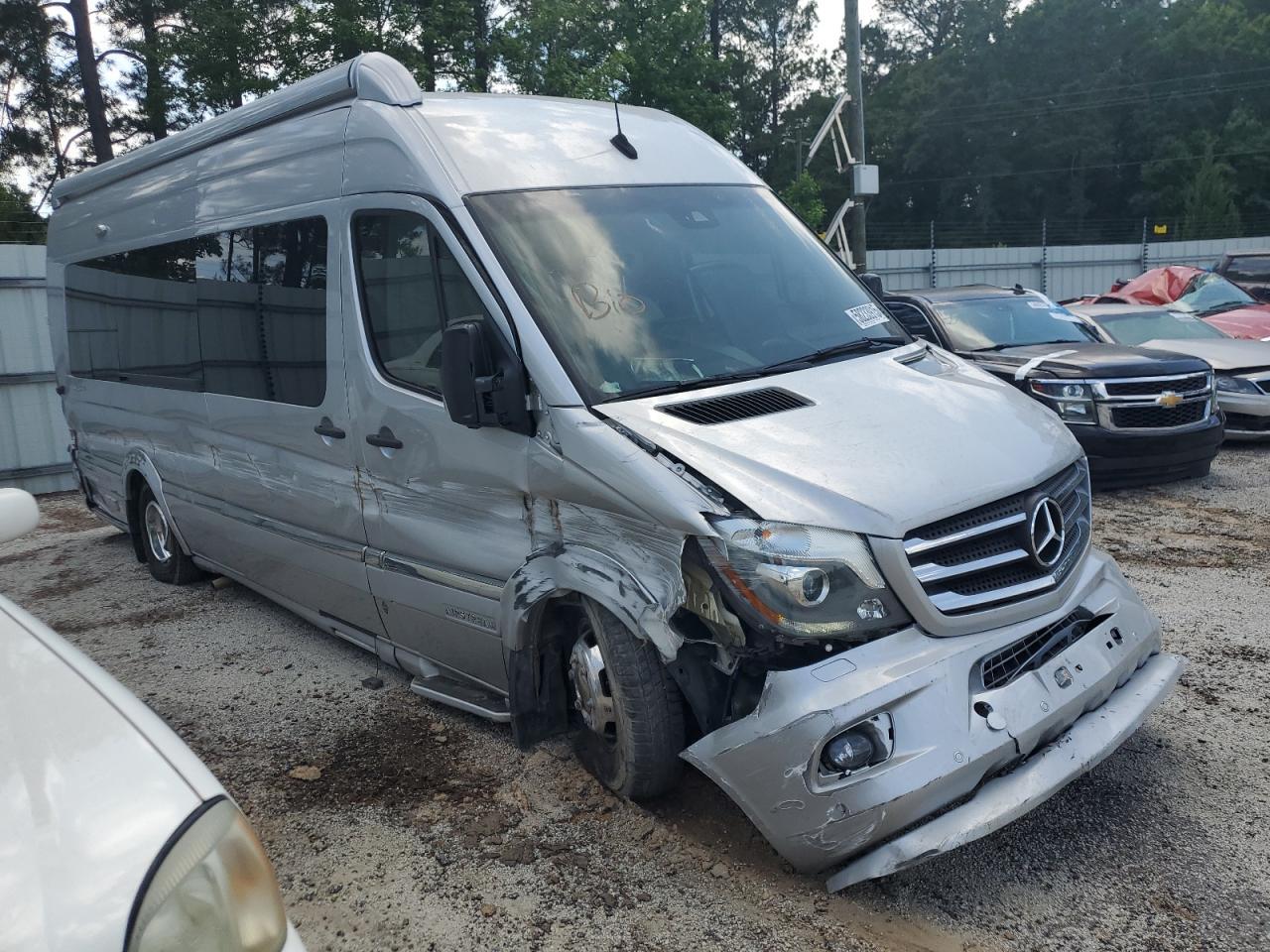 2018 Mercedes-Benz Sprinter 3500 - Image 4
