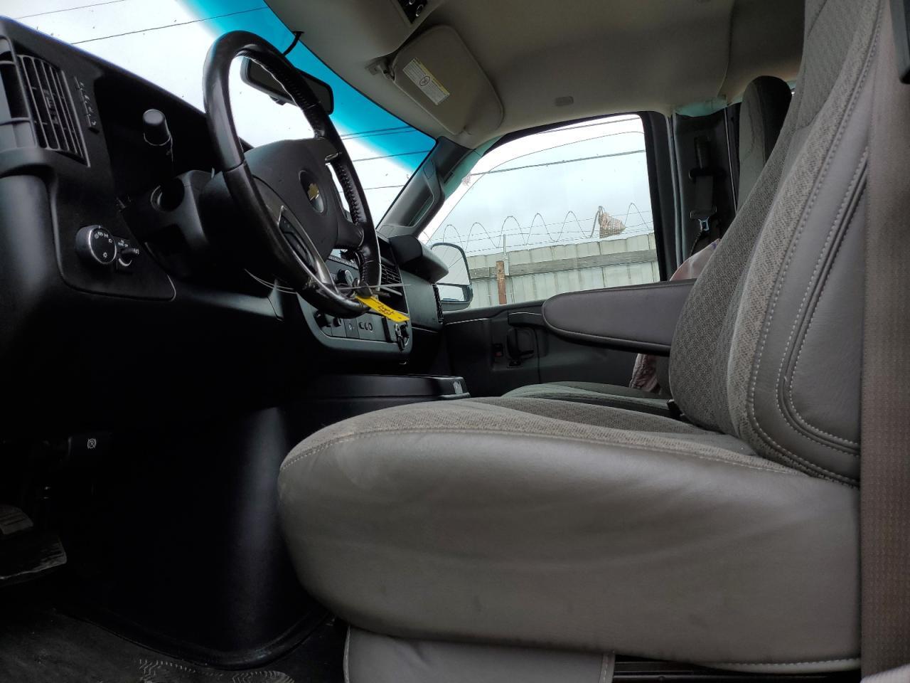 2019 Chevrolet Express G2500 Ls - Фото 7