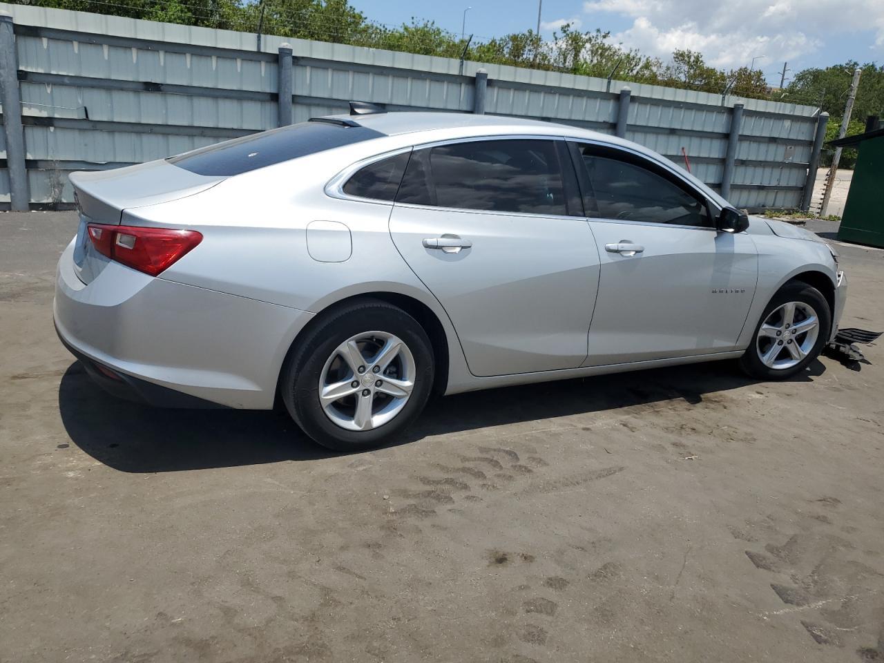 2019 Chevrolet Malibu Ls - Фото 3