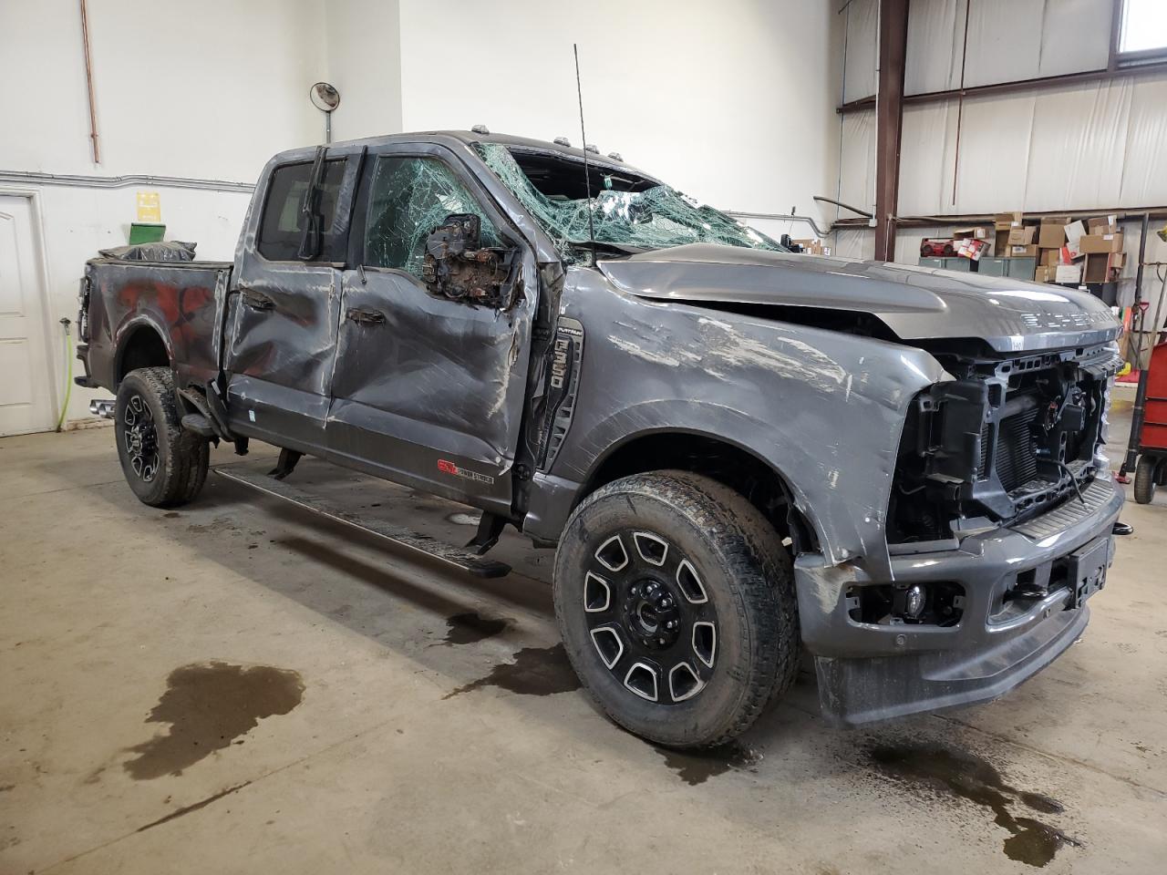 2025 Ford F350 Super Duty - Фото 4