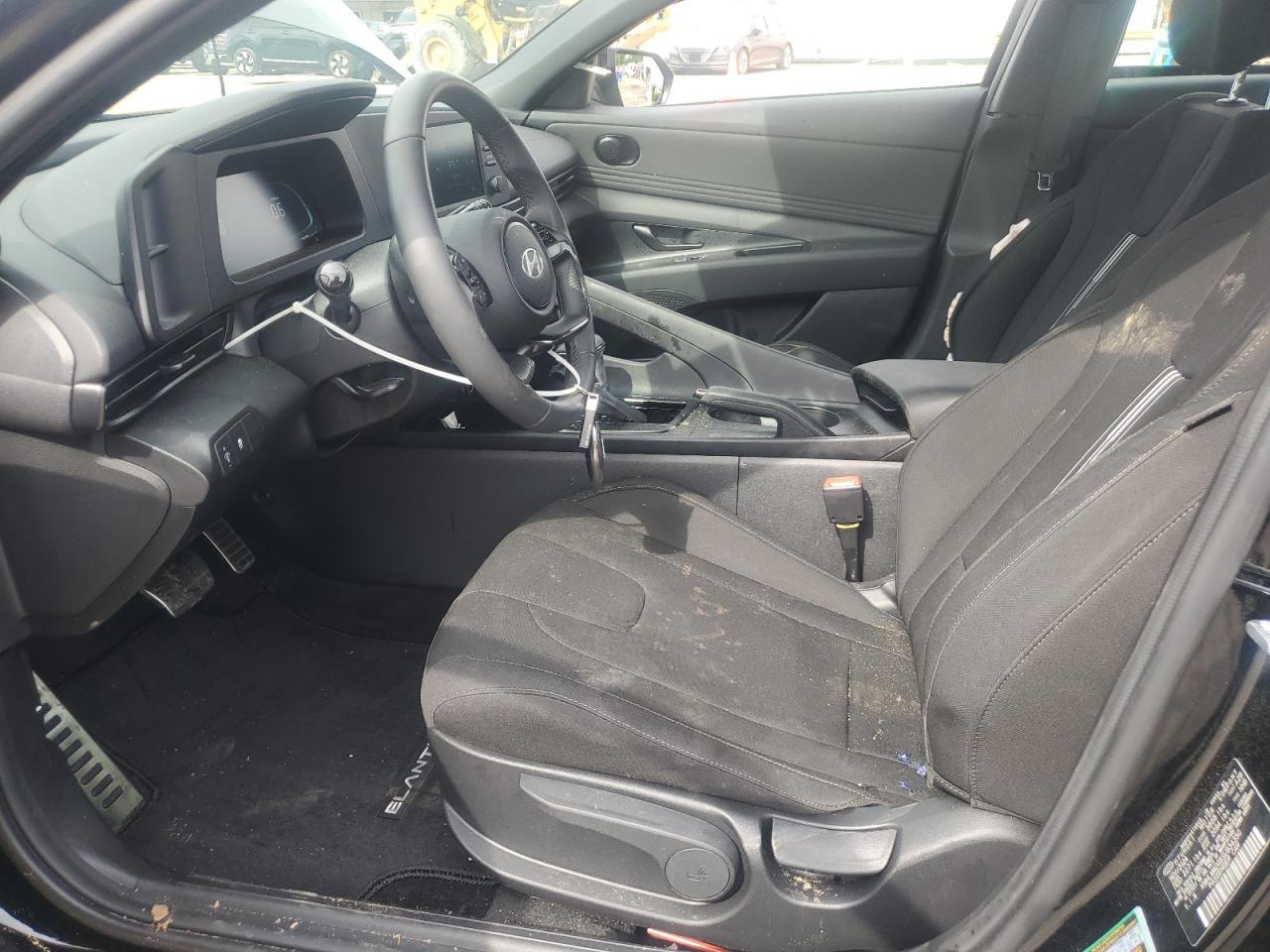 2025 Hyundai Elantra Sel Sport - Фото 7