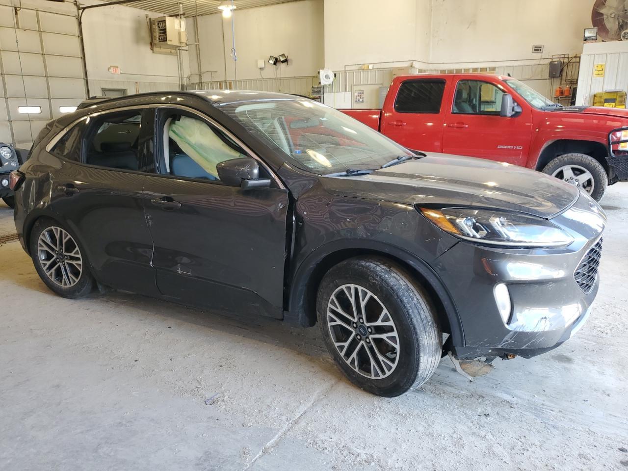 2020 Ford Escape Sel - Фото 4